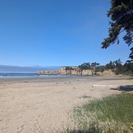 Otter Rock The Cedar Houseヴィラ エクステリア 写真